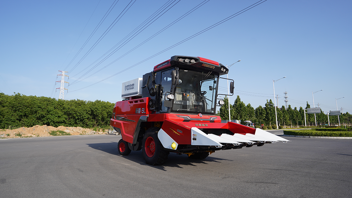 “永利娱乐城”2022款4YZL-5自走式玉米籽粒联合收割机